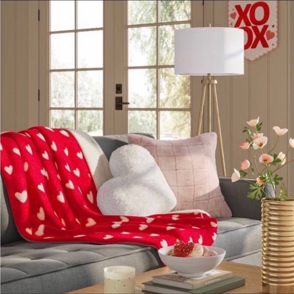 Oversized Teddy Boucle Heart Throw Pillow Ivory - Threshold™ - Picture 2 of 6